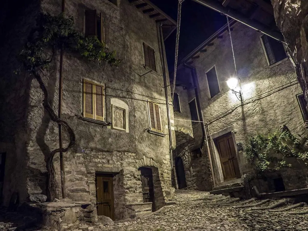Bed & Breakfast Casa Filomena Bed and Breakfast Faggeto Lario Italia