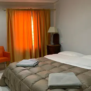 Hotel Bristol Palace, Rodigo